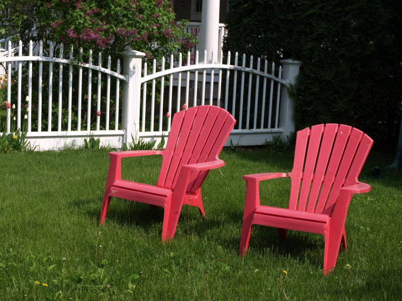 Scalloped Fence Installation